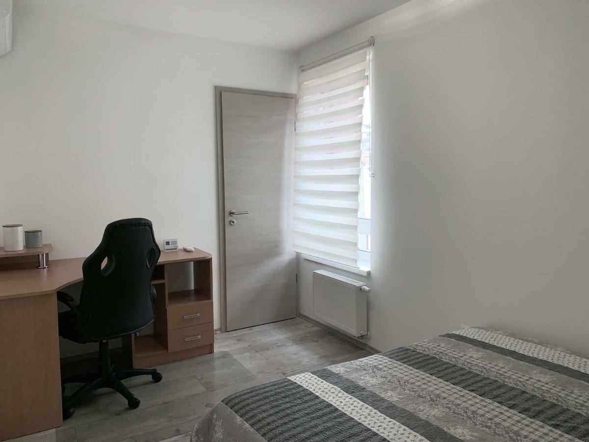 Exclusive Home - C. Apartman Pecs Luaran gambar