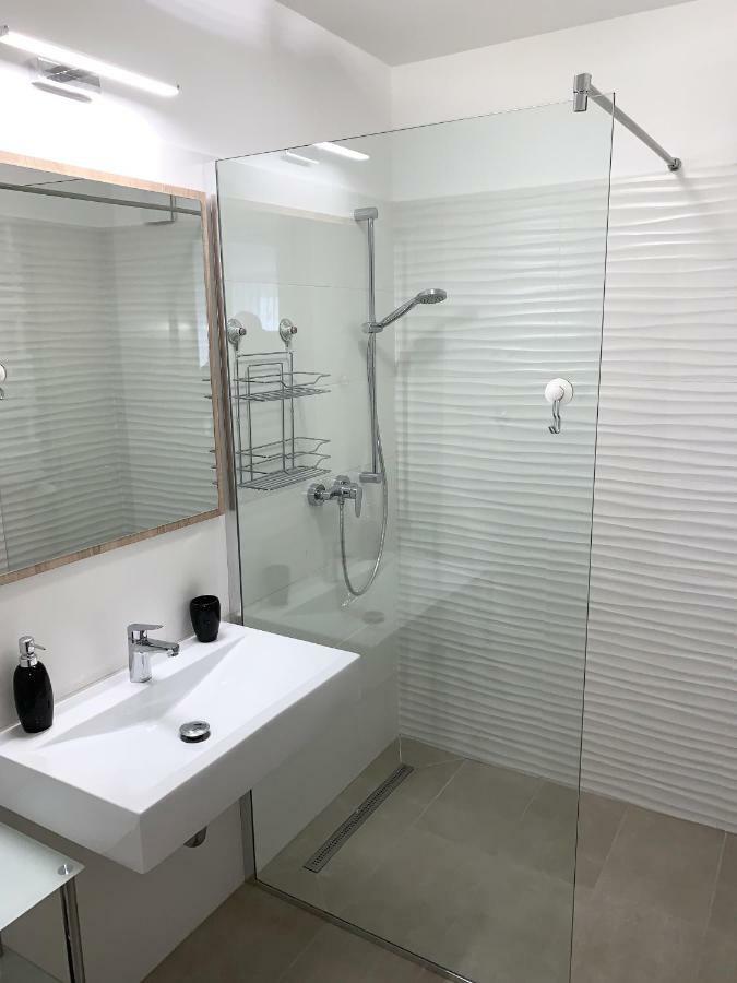 Exclusive Home - C. Apartman Pecs Luaran gambar